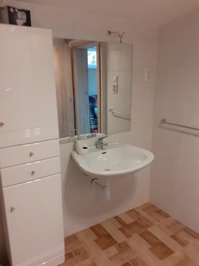 Csilla Apartman Balogunyom Exterior photo