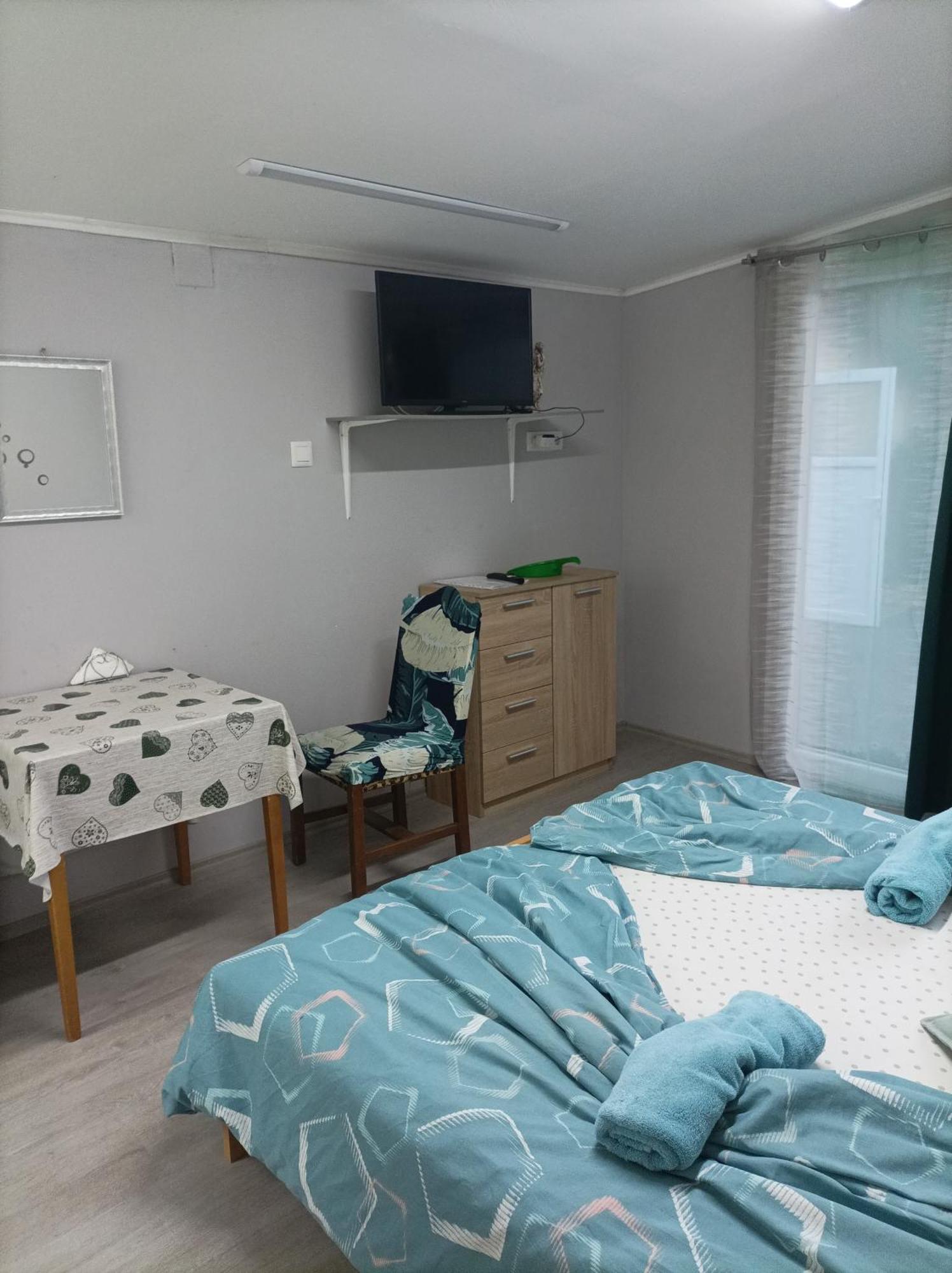 Csilla Apartman Balogunyom Exterior photo